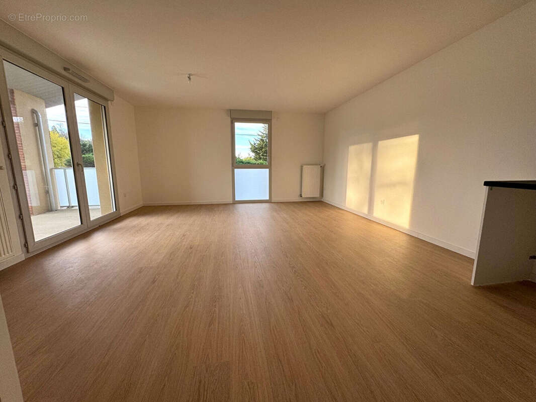 Appartement à POMPERTUZAT