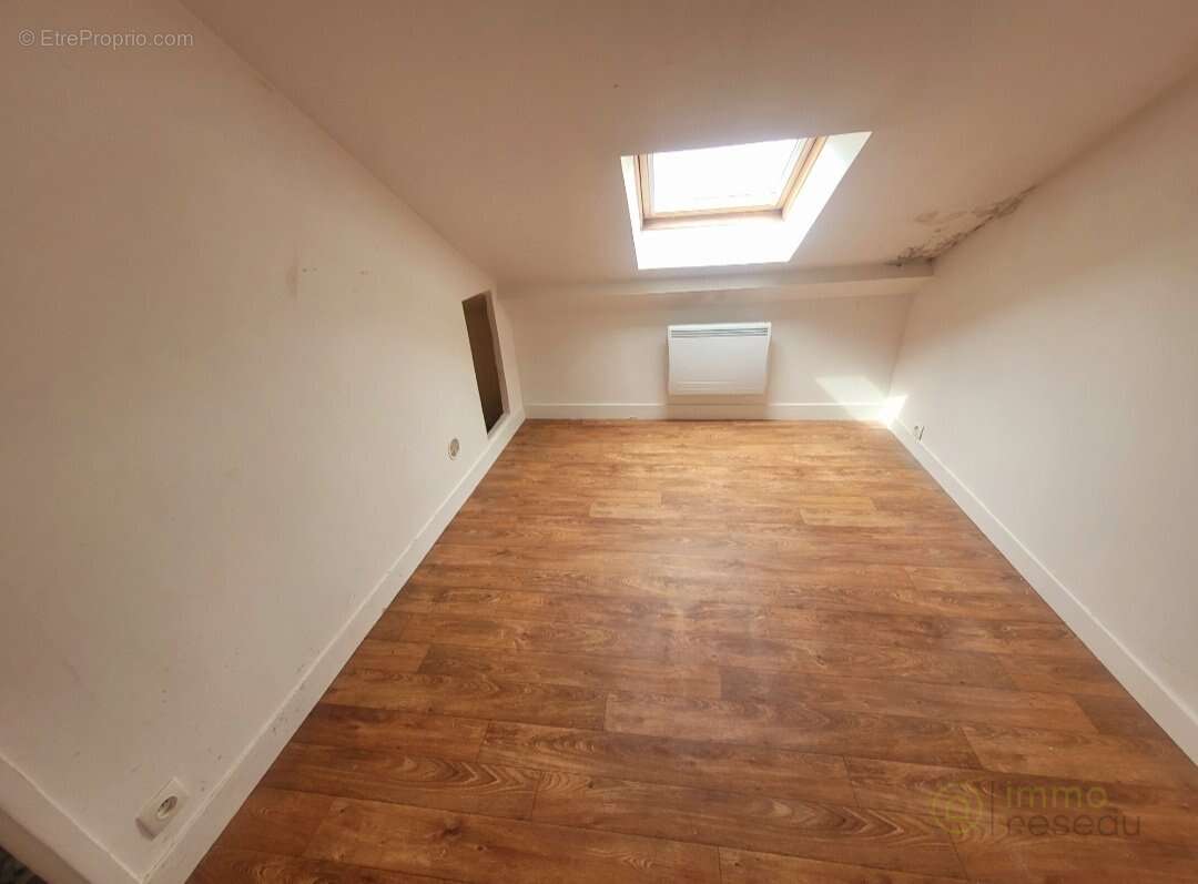 Maison à CHAUMES-EN-BRIE