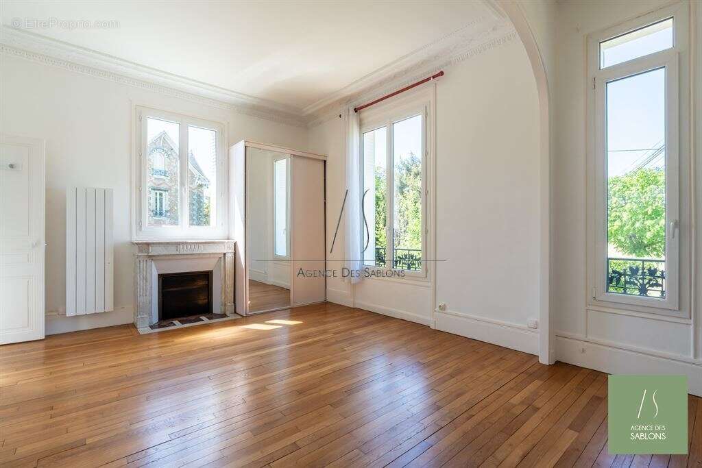 Maison à LE VESINET