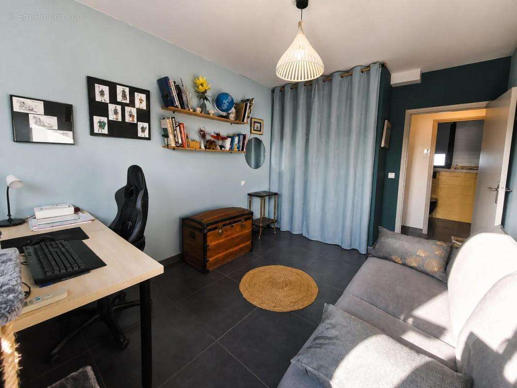 Belle villa contemporaine de 5 pièces de 136 m² à Perpignan Sud - photo 16