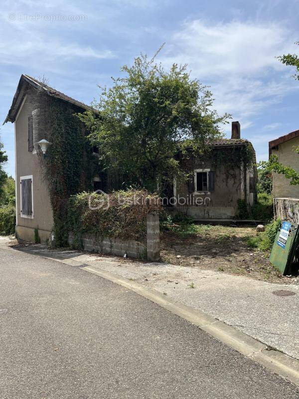Maison à HAGETMAU