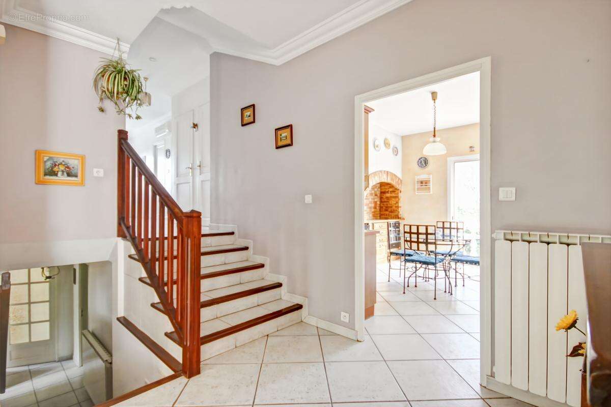 Maison à SAINT-JEAN-DE-VEDAS