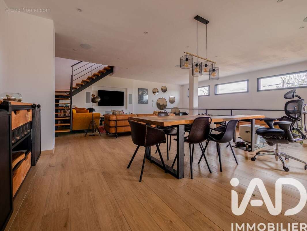 Photo 2 - Maison à CREGY-LES-MEAUX