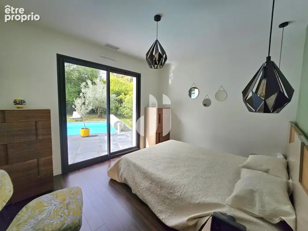 Maison contemporaine Gradignan plain pied 4 pièces 122 m2 avec piscine chauffée - photo 9
