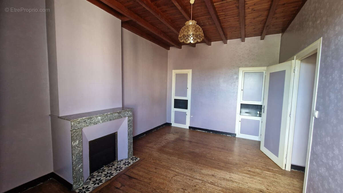 Maison à GIRONDE-SUR-DROPT