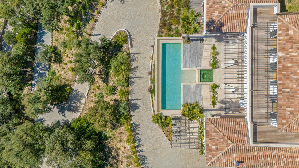 Maison à CAVALAIRE-SUR-MER