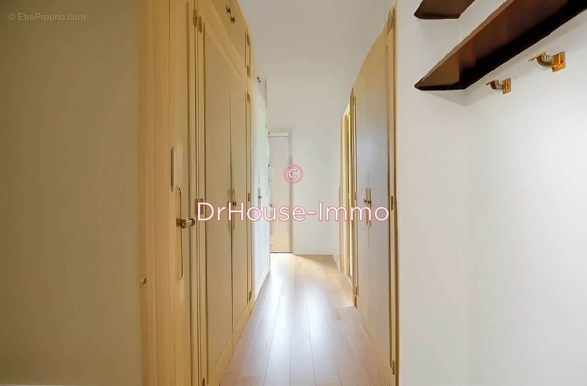 Appartement à NOISY-LE-ROI