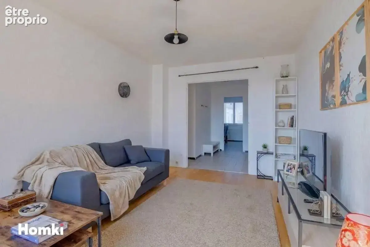 T3 (possible T4) de 72 m² - balcon, cave, parking – Villeurbanne / Montchat - DPE C - photo 8