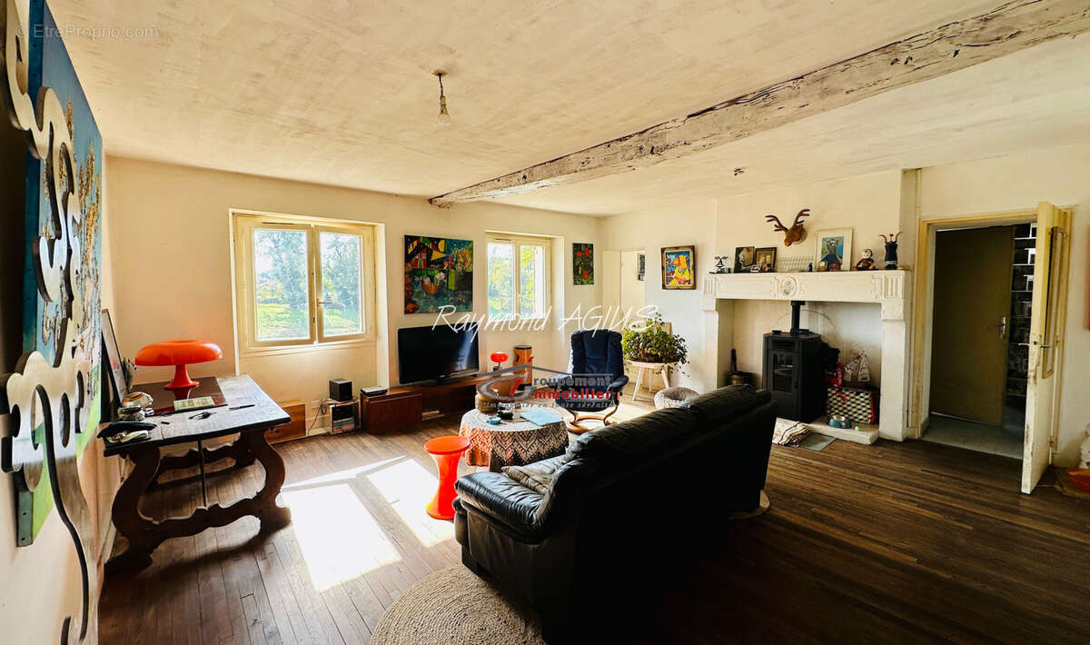 Maison à PORT-SAINTE-FOY-ET-PONCHAPT