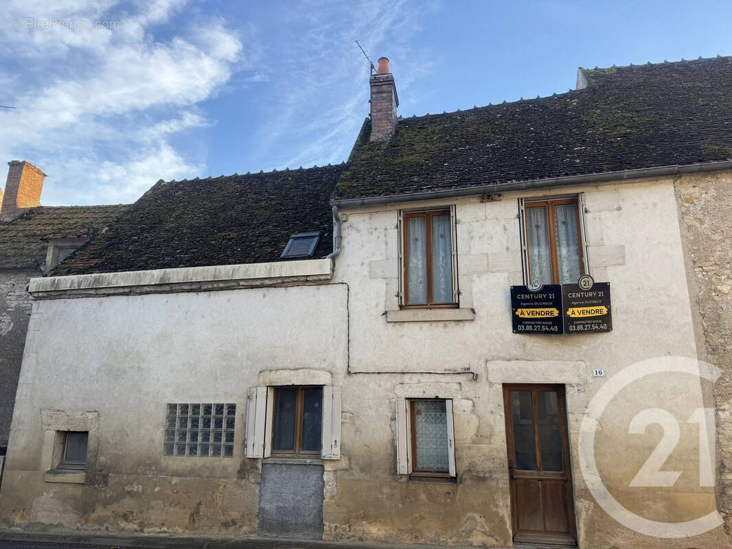 Maison à BILLY-SUR-OISY