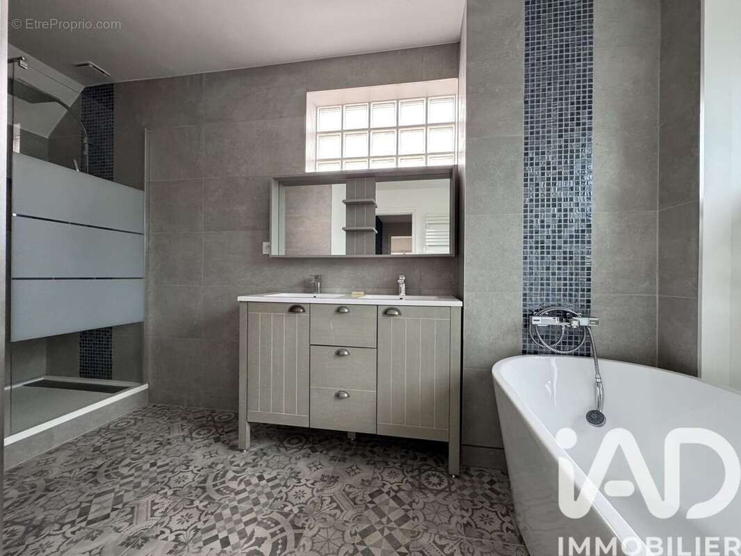 Photo 9 - Maison à PIERRES