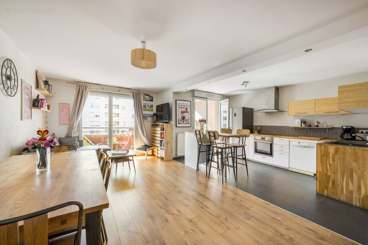 Appartement à LYON-7E