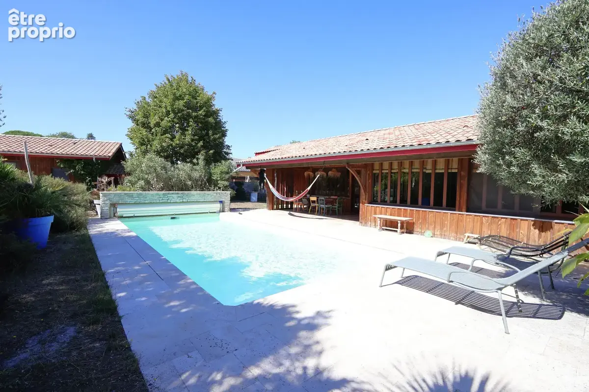 Maison à vendre 4 pièces principales + logement annexe t3 + piscine - lacanau-ville - photo 8