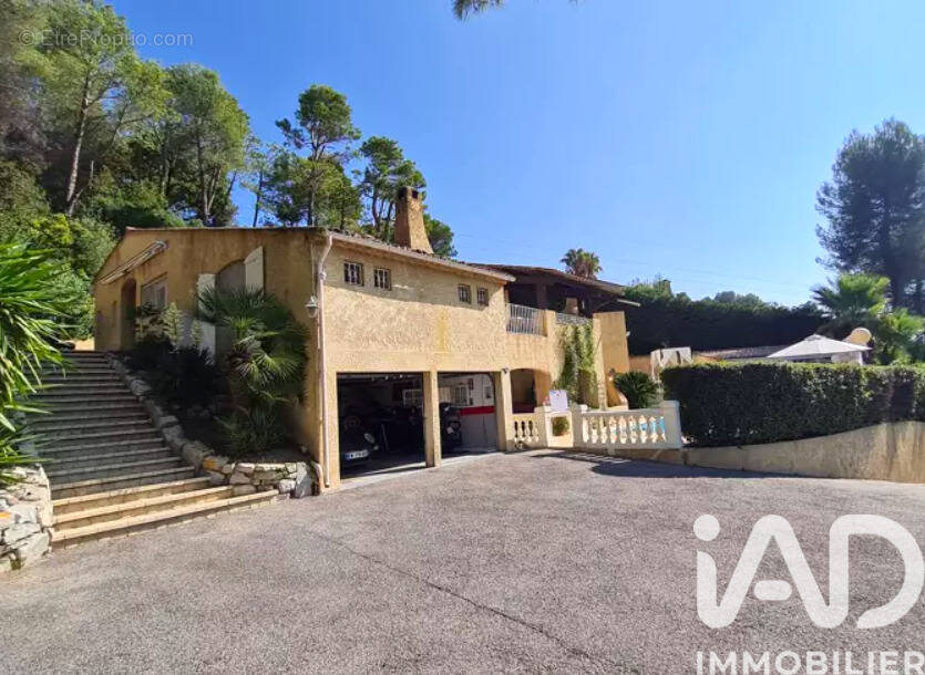 Photo 1 - Maison à LA GAUDE