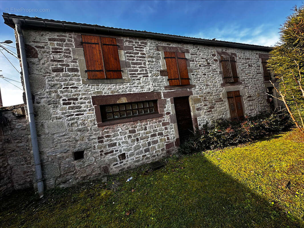 Appartement à SAINT-LOUP-SUR-SEMOUSE