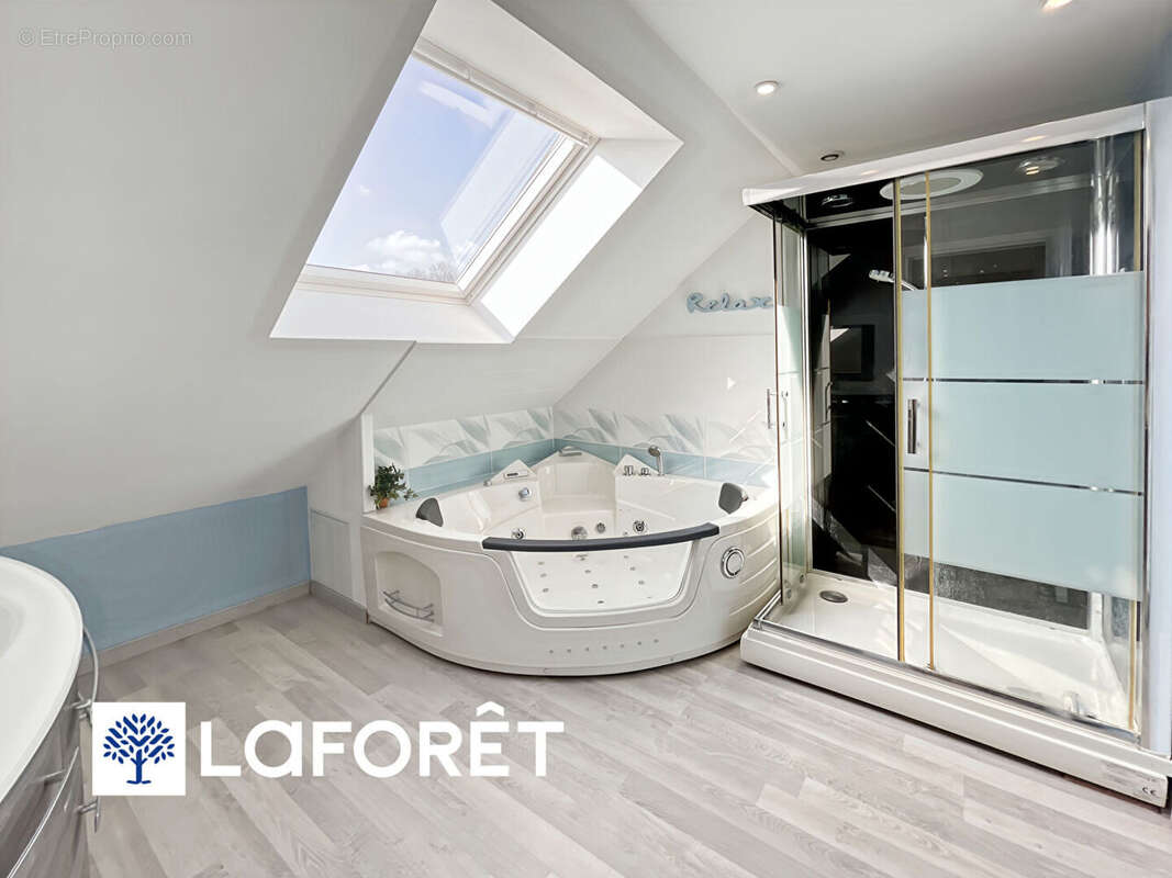 Maison à VILLIERS-SUR-ORGE