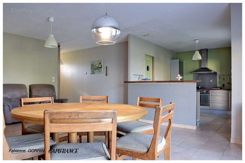 Maison à SAINT-JEAN-DE-LIVERSAY