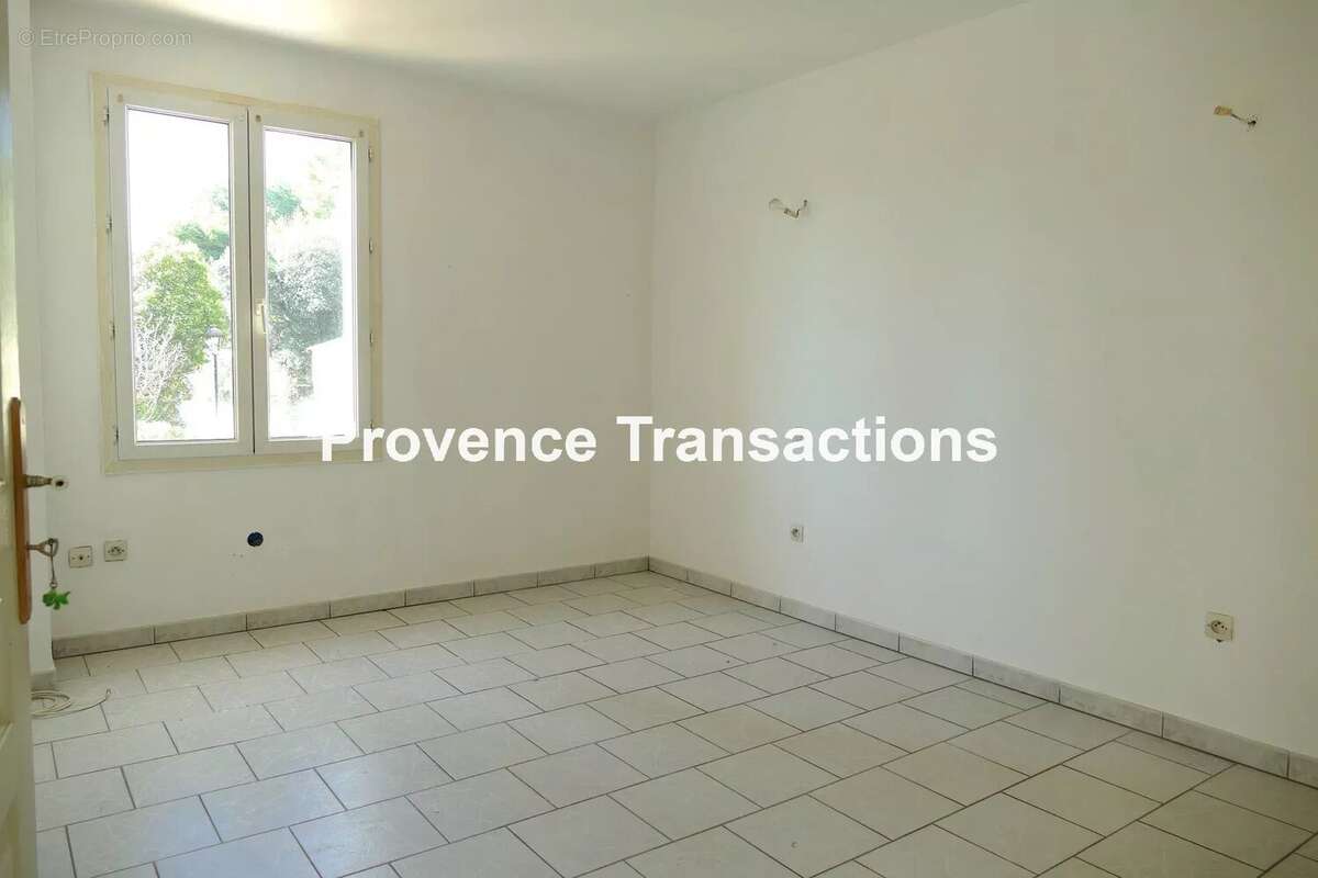 Maison à BEAUMES-DE-VENISE