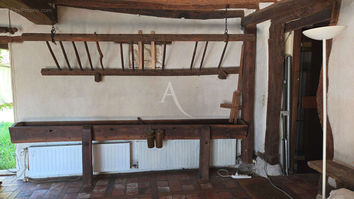 Maison à LES BORDES