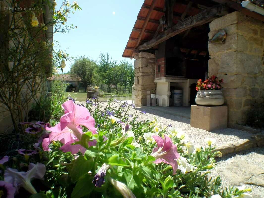 Maison à LONS-LE-SAUNIER