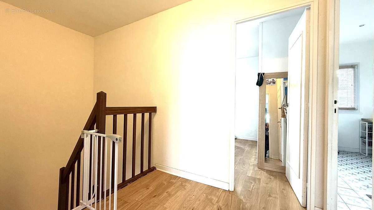 Maison à PLAISIR