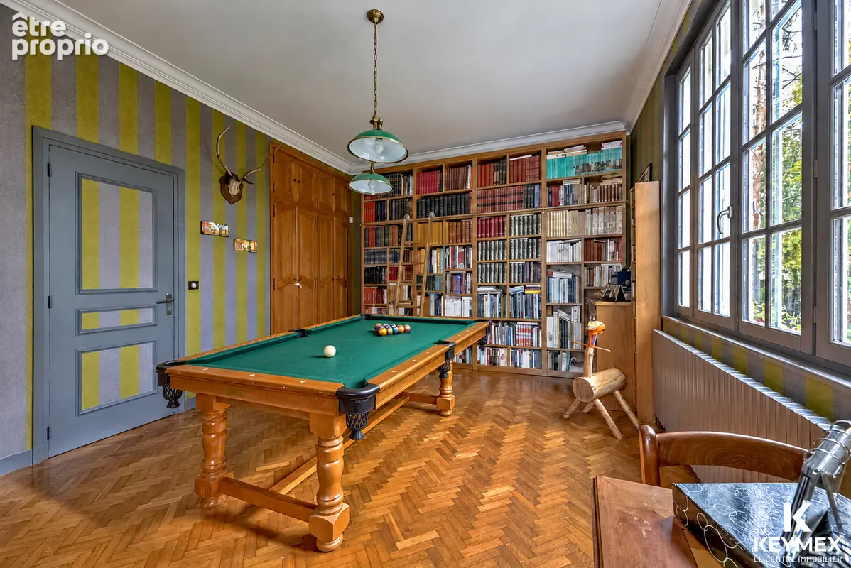 Magnifique maison de maître avec piscine, parc et beau potentiel - photo 8
