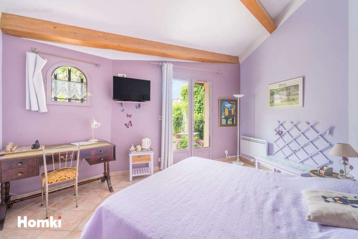 Maison à DONZERE