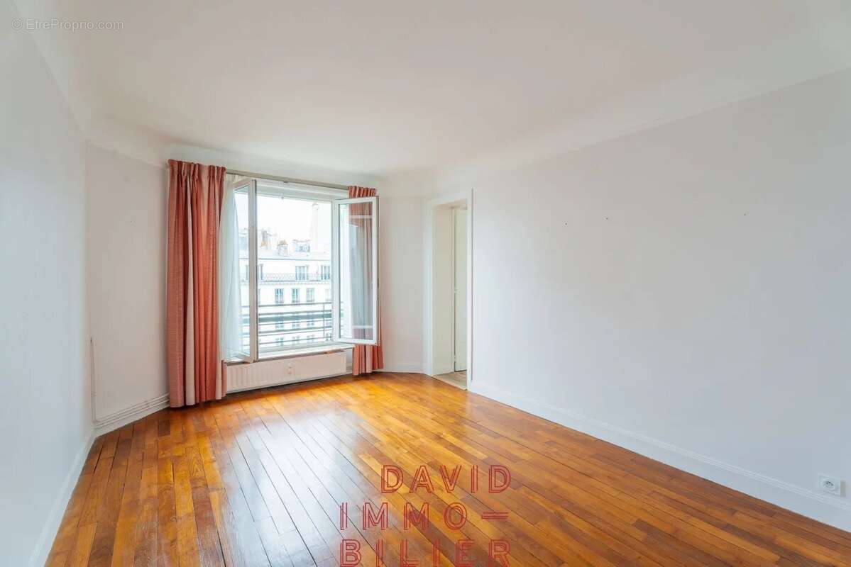 Appartement à PARIS-15E