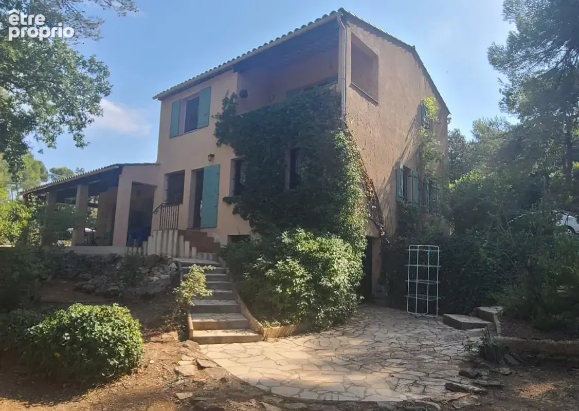 Maison à vendre  5 chambres dont deux au RDC.  LE CANNET DES MAURES (83340) - photo 7