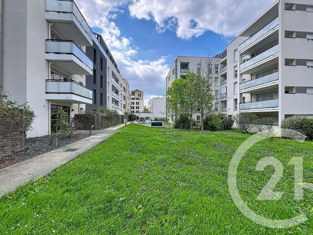 Appartement 45 m² à Lyon-7e  - photo 4