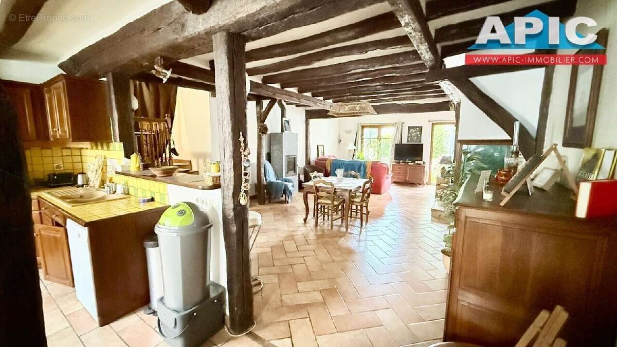 Maison 229 m² à Groslay  - photo 5