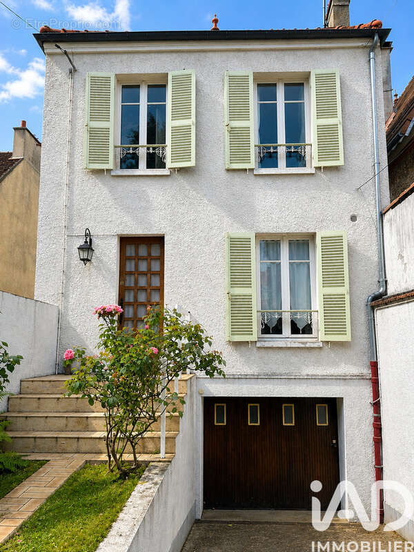 Photo 2 - Maison à MANDRES-LES-ROSES