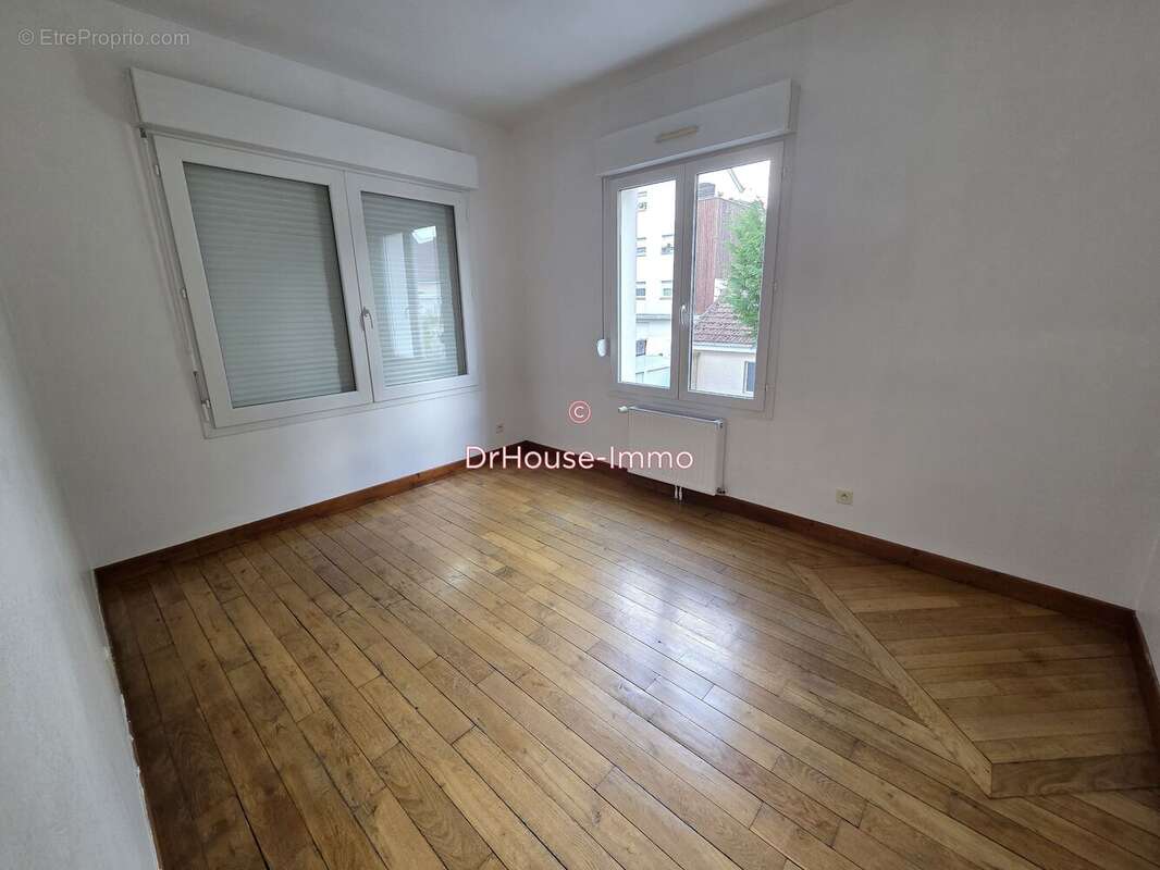 Maison à SAINTE-SAVINE