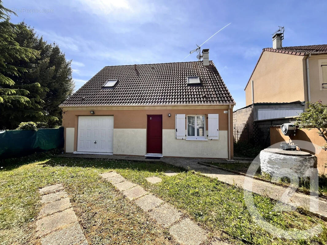 Maison à NANGIS