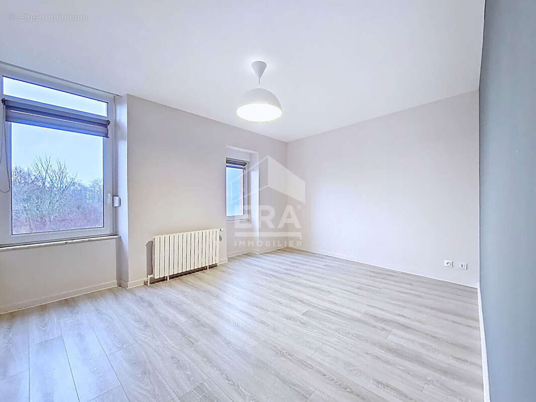 Appartement à LONGLAVILLE