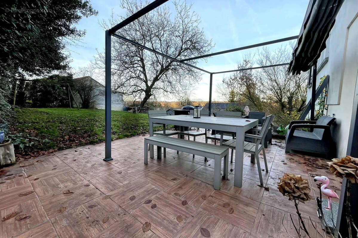 Maison à VILLIERS-SUR-MORIN