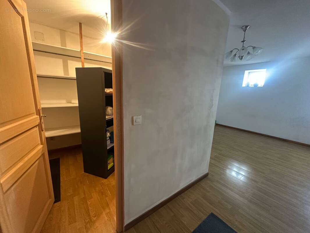 Maison de village à vendre 7 pièces DENTING (57)  À VENDRE – avec potentiel et dépendance - photo 5