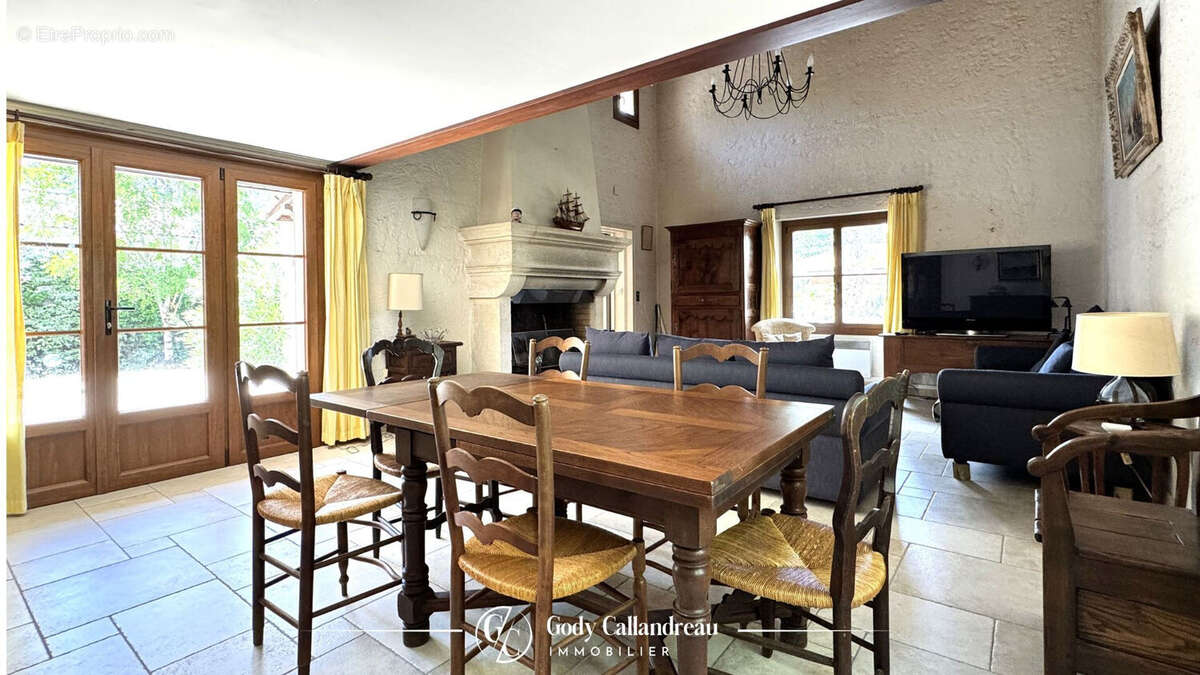 Plage de vallières - vaste villa d'architecte - photo 7