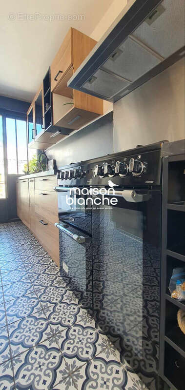 Cuisine - Appartement à LA ROCHELLE