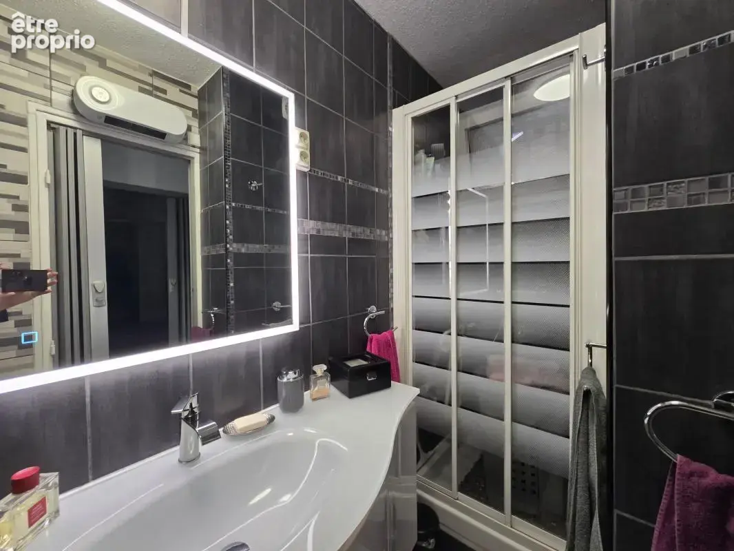 Appartement T2 à deux pas du quartier Maillol, Port et de la mer - photo 5