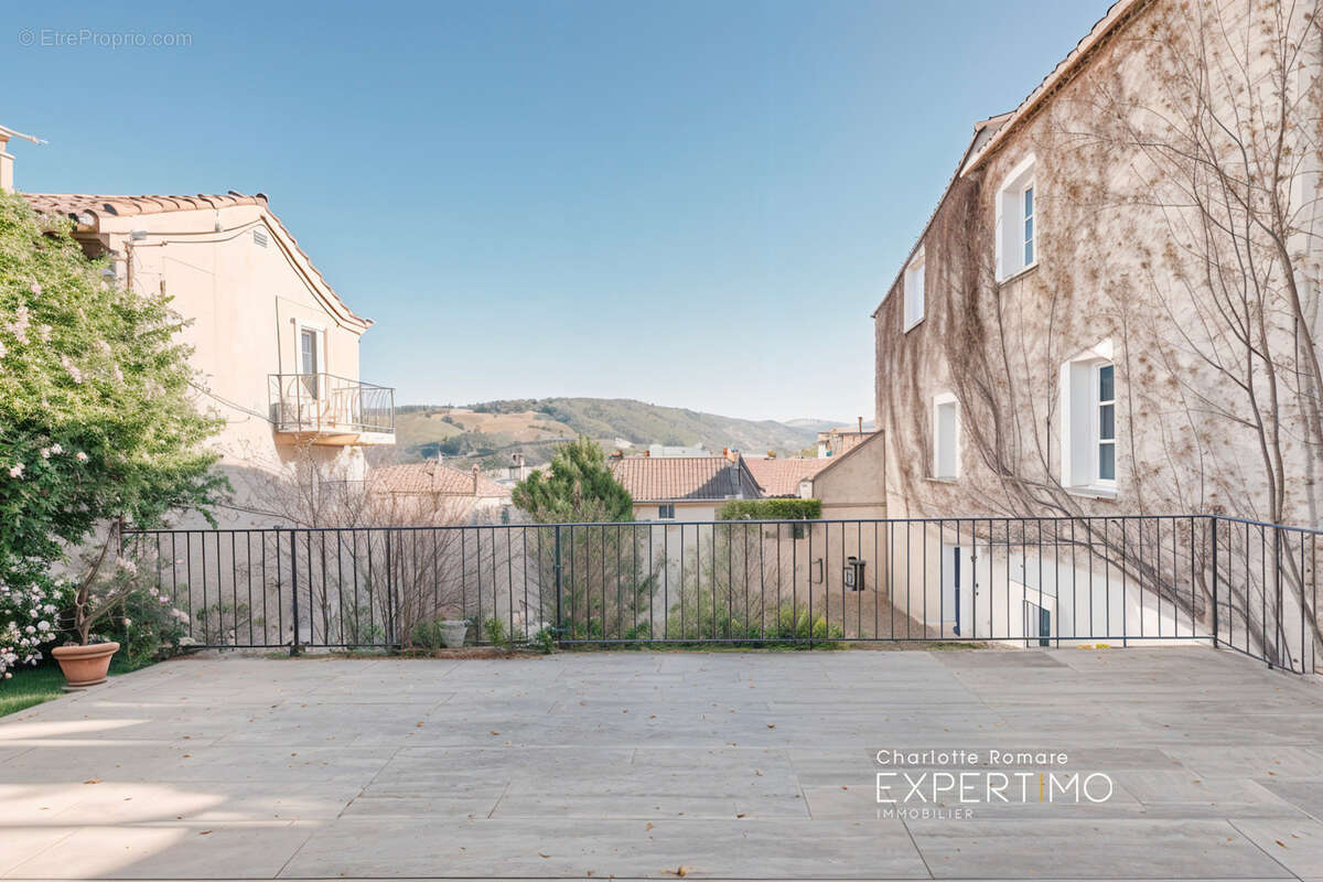 Maison à SAINT-MARTIN-DE-CASTILLON