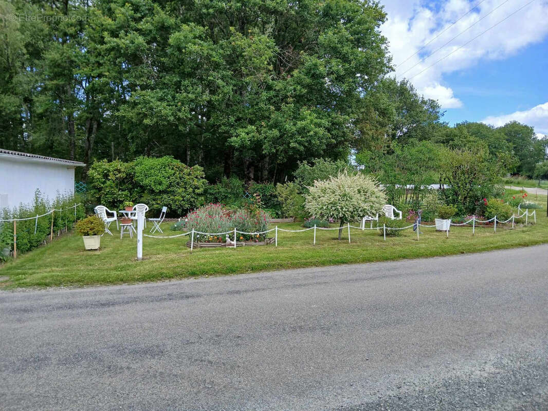 Maison à SAINT-DIZIER-LEYRENNE
