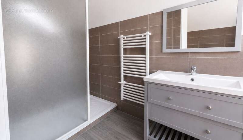 Appartement à SAINT-PIERRE-EN-FAUCIGNY