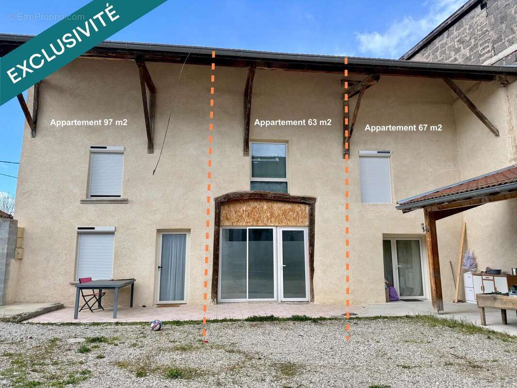 Photo 2 - Appartement à SAINT-ETIENNE-DE-SAINT-GEOIRS