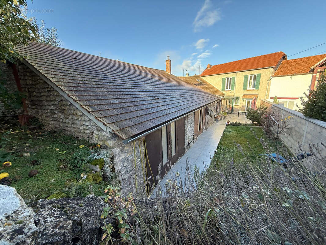 Maison à ETAMPES