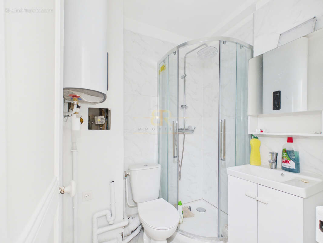 Appartement à AUBERVILLIERS