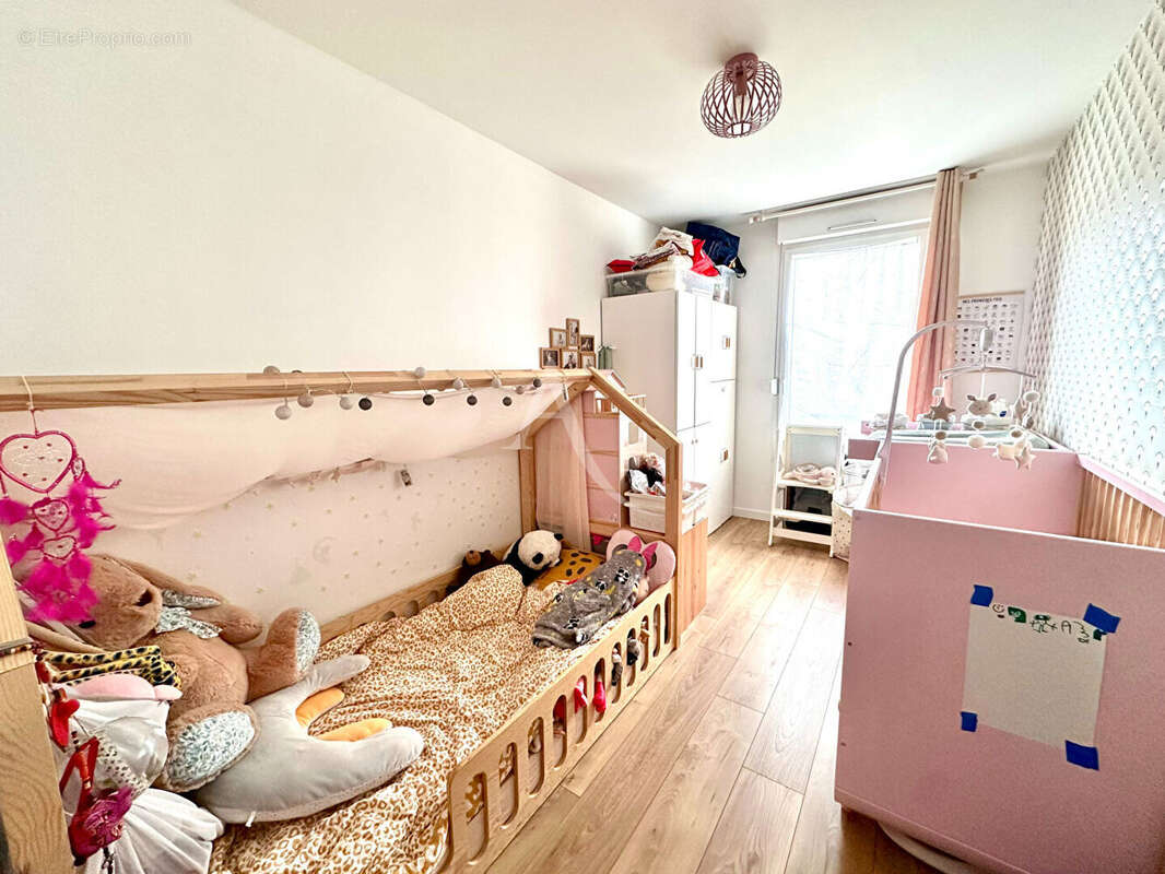 Appartement à BUSSY-SAINT-GEORGES