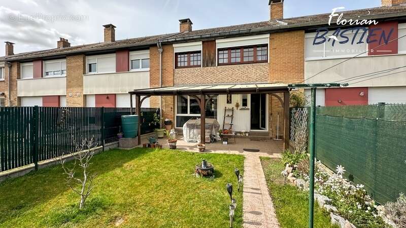 Maison à DOUCHY-LES-MINES