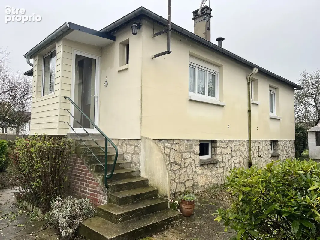 Maison à ETREPAGNY