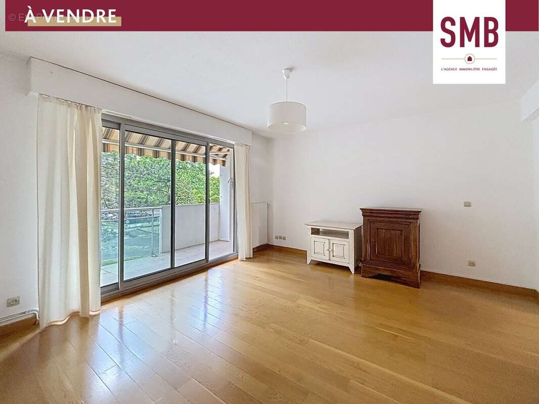 Appartement à BILLERE